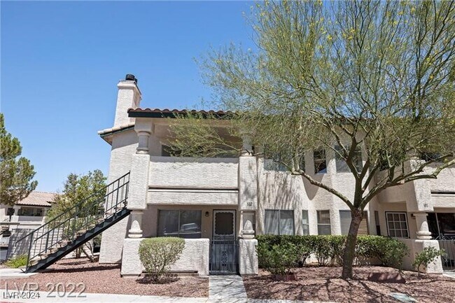 Building Photo - 1400 Cinder Rock Dr