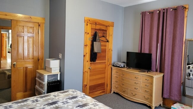 Building Photo - 7 Pearl St