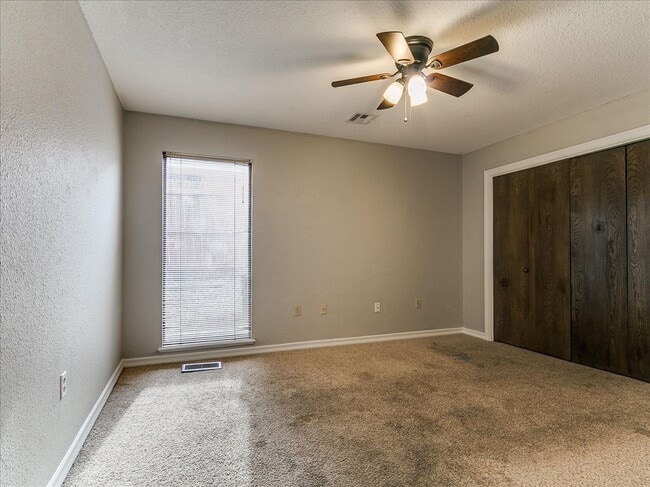 Building Photo - 6 Janeway Pl