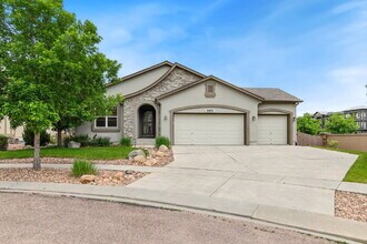 Building Photo - Stylish Cordera Ranch with Finished Basement, Gourmet Kitchen, and Ideal D20 Location
