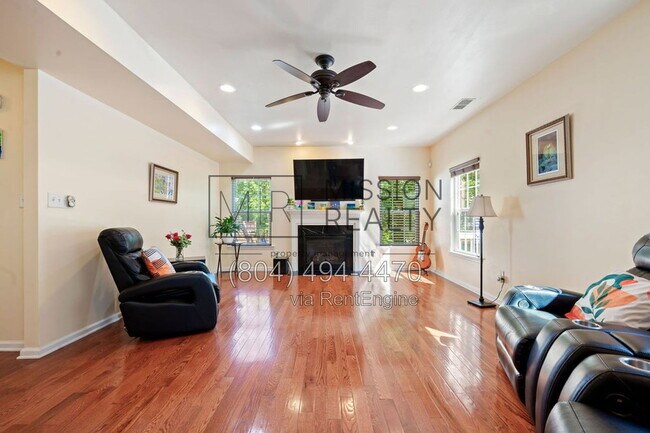 Building Photo - 5106 Timsbury Pointe Dr