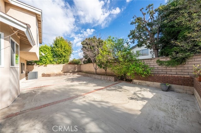 Building Photo - 22942 Broadleaf