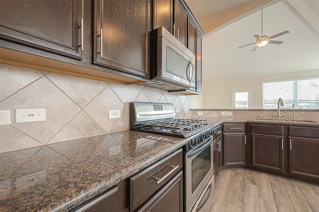 Building Photo - 3403 Lilac Ranch Dr