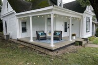 Building Photo - 376 Park Ave