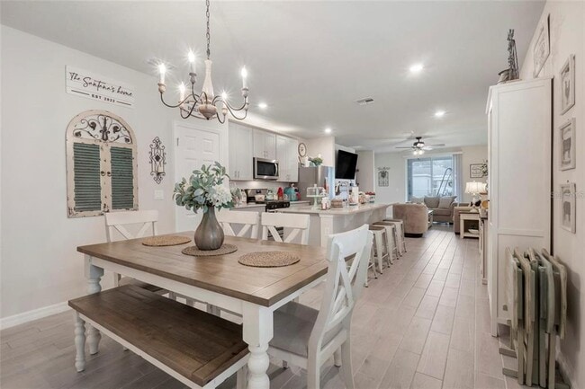 Building Photo - 3328 Curlew Ave