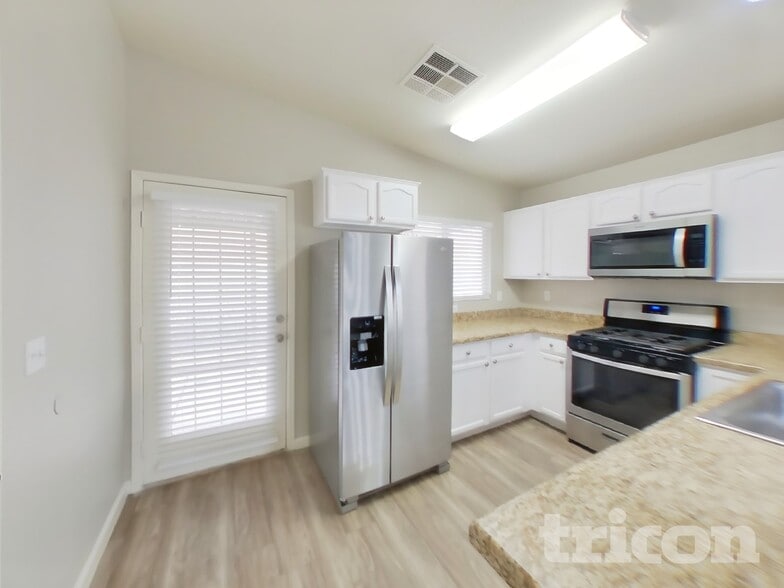 Building Photo - 5088 Jewel Canyon Dr