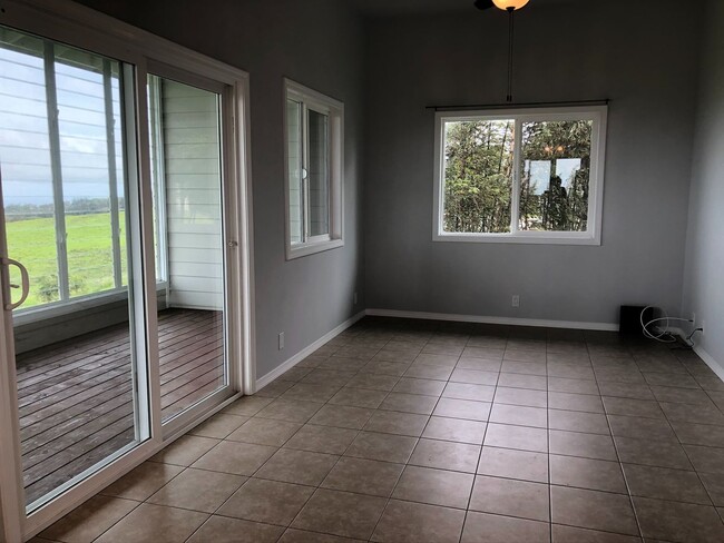 Building Photo - Gorgeous Ocean View Home. Unfurnished 1 Bed, 2 Ba, w/ 2-Car Garage on 1.145 acres
