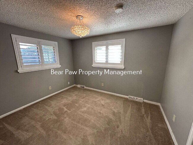 Building Photo - Spacious 5-Bedroom Retreat in Golden, CO