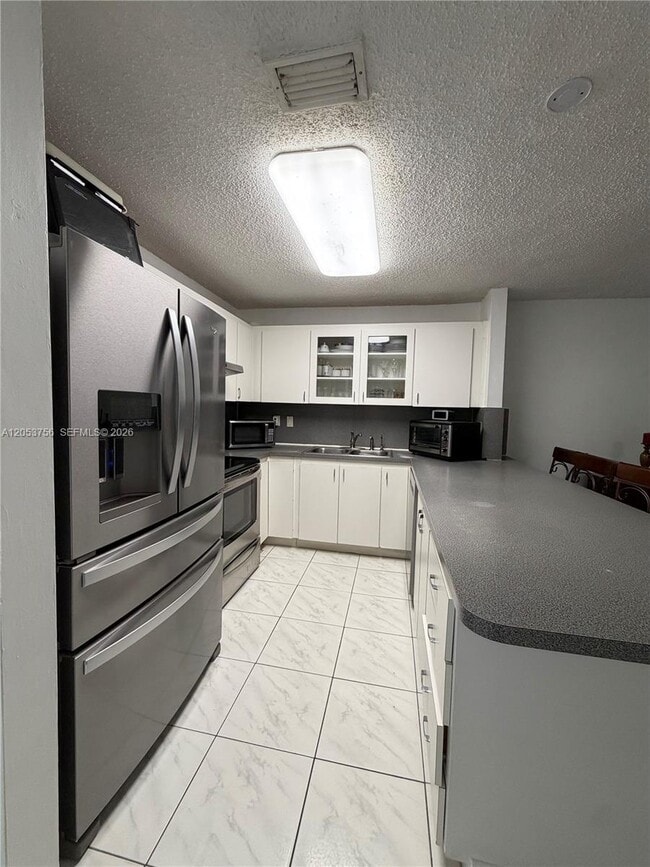 Building Photo - 3832 SW 107th Ave