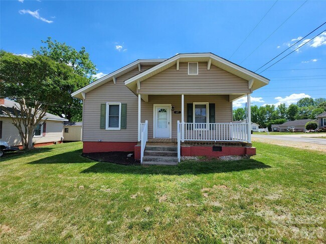 Building Photo - 127 Poplar St