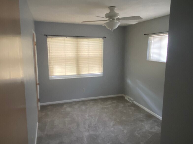 Bedroom 1 - 3712 Douglas Rd