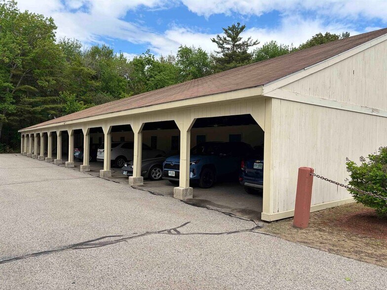 Building Photo - 1610 White Cedar Blvd