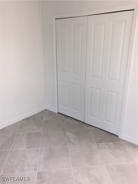 Building Photo - 2016 Vermont Ln