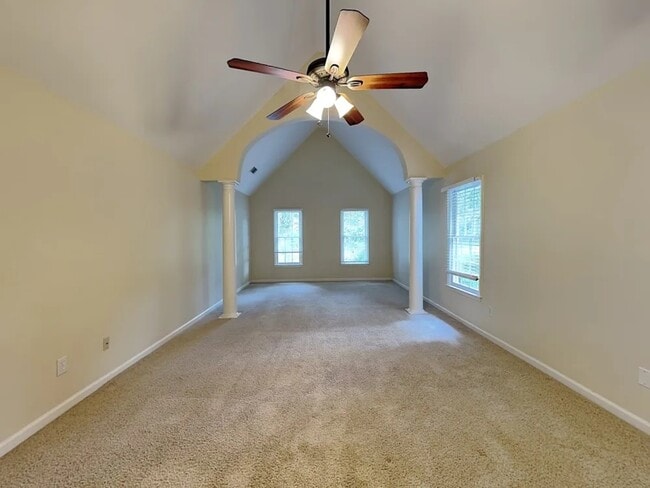 Building Photo - 808 Oak Trail Dr