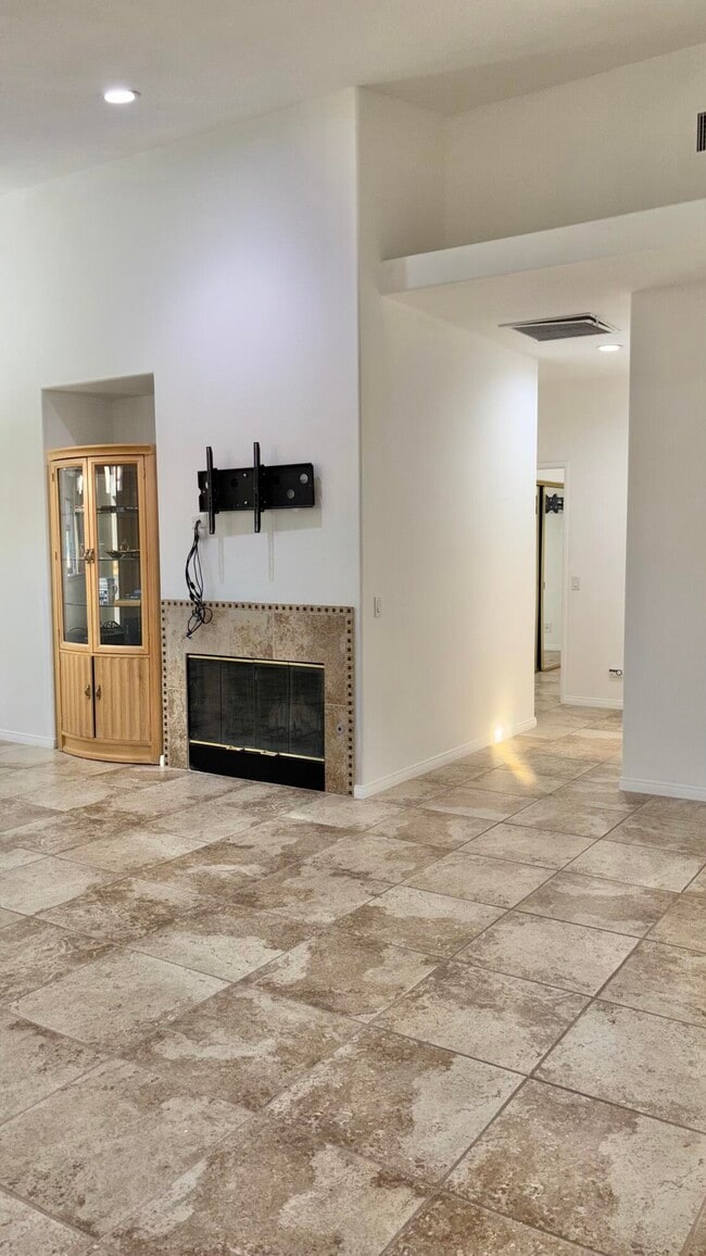 Building Photo - 80188 Golden Horseshoe Dr