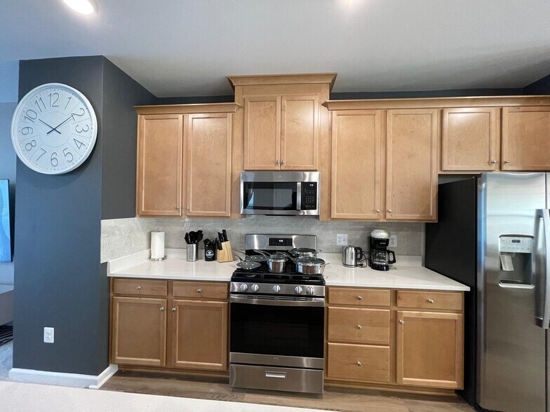 Building Photo - 3016 Lemonade Ln
