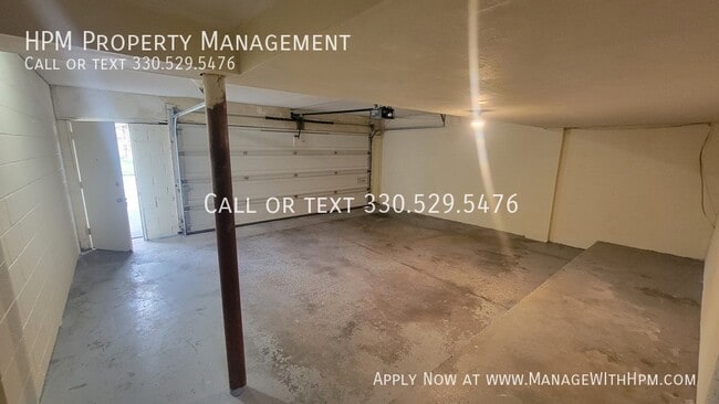 Building Photo - 1690 Karg Dr