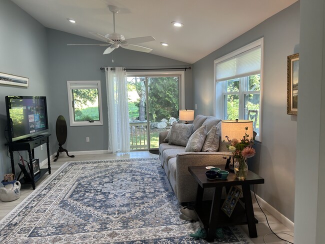 Back Living room connected to the dining area and master bedroom - 10 Florence St