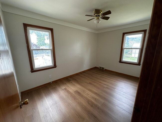 Building Photo - 24940 Cherry Hill St
