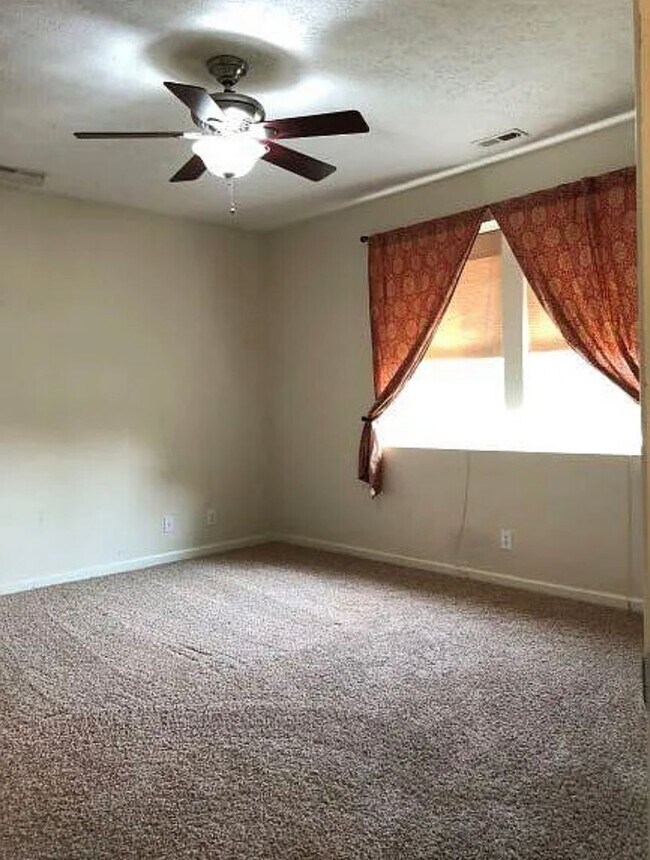 Building Photo - West Lafayette…3 Bedroom 2 Bath