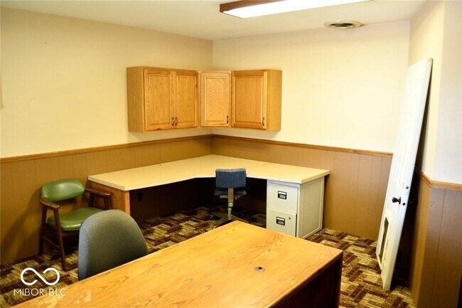 Building Photo - 8951 W 525 N