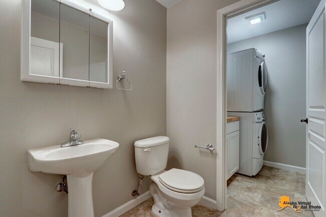 Building Photo - 8403 Duben Ave