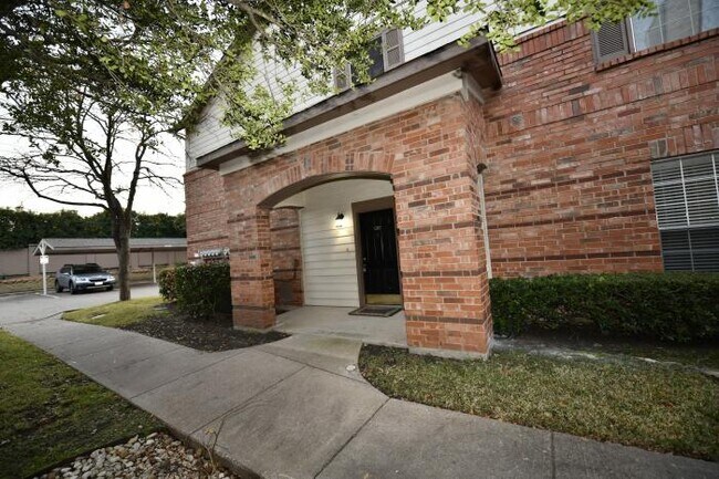 Building Photo - 1 bedroom in Plano TX 75093