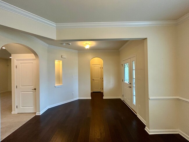 Building Photo - 4 BR | 3.5 BA | 2-Car Garage Craftsman style home in the Wynwood Section of Fox Creek Subdivision