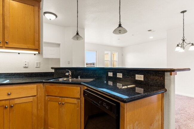 Building Photo - Spacious 3-Bedroom Dublin Townhome with Private Balcony & Fireplace