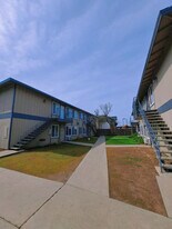 Building Photo - 4538 E Hamilton