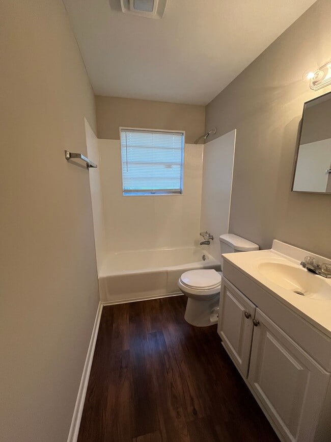 Building Photo - 718 Atlanta St