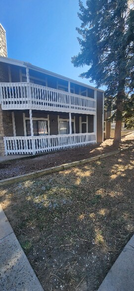 Building Photo - 18031 E Kentucky Ave