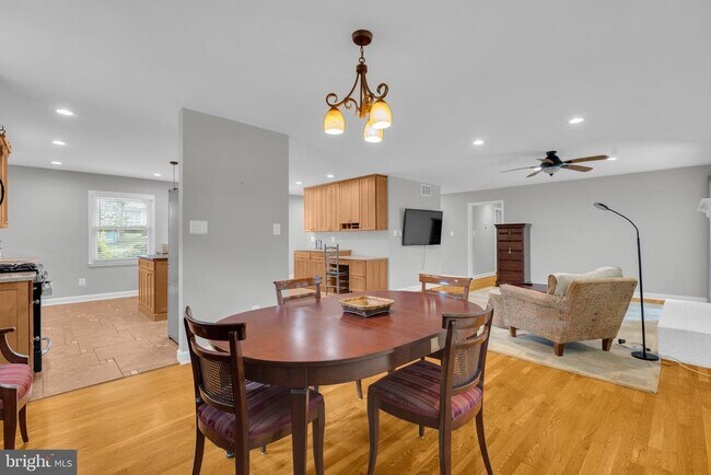 Building Photo - 4314 Argonne Dr