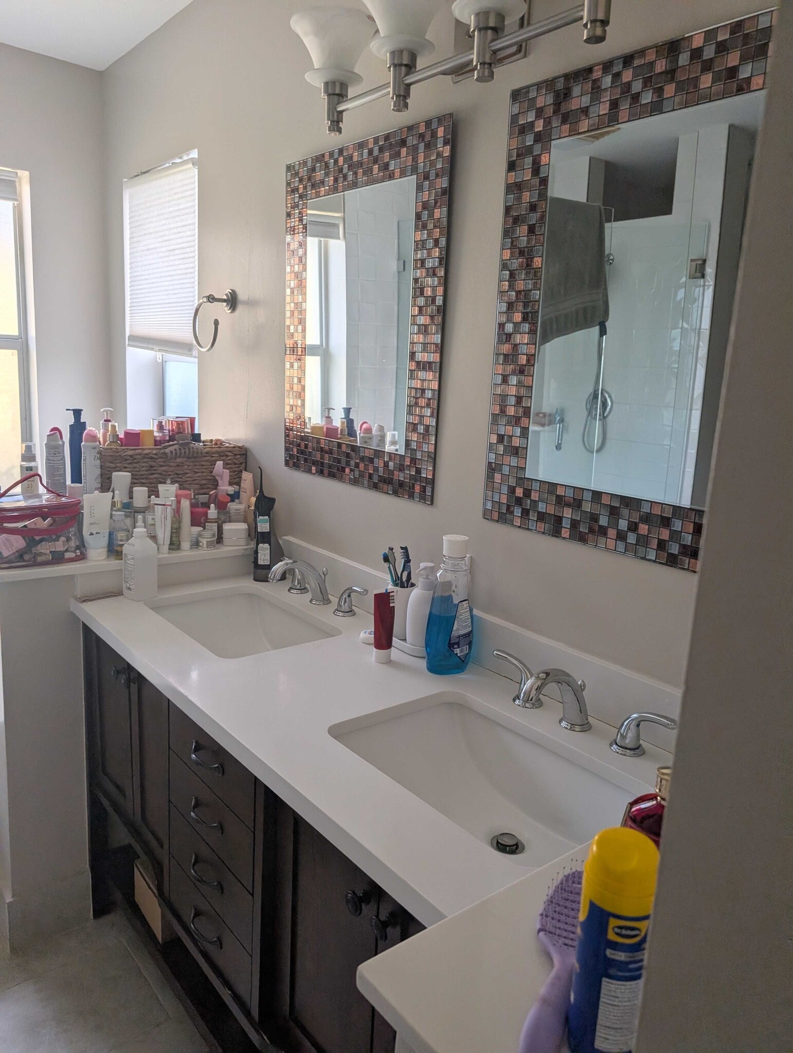 Building Photo - 9748 NW 1st Mnr