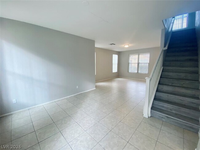 Building Photo - 2512 Birds Nest Cactus Ct