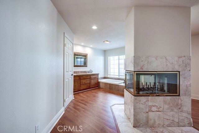 Building Photo - 39555 Ave Bonita