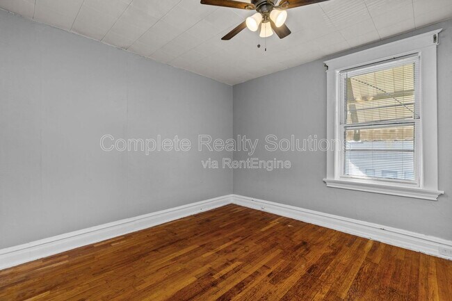 Building Photo - 5352 Neosho St