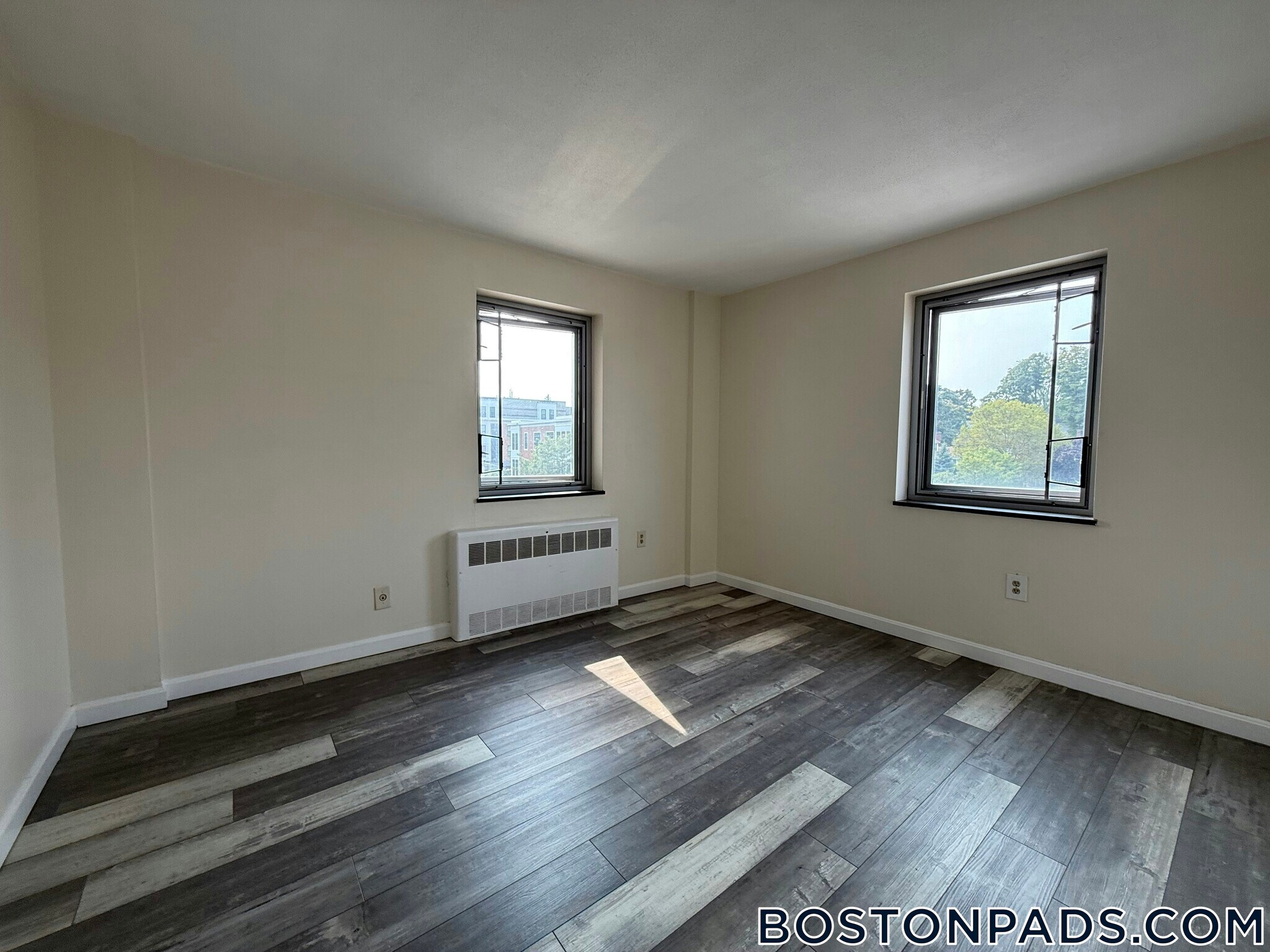 Building Photo - 125 Trapelo Rd