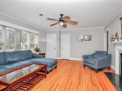 Building Photo - 3419 Country Club Dr