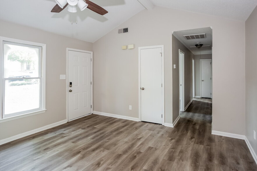 Building Photo - 8717 Kishorn Ct