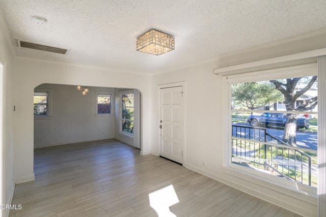 Building Photo - 927 N Catalina Ave