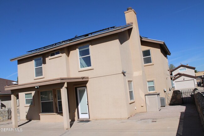 Building Photo - 12516 Twin Leaf Dr