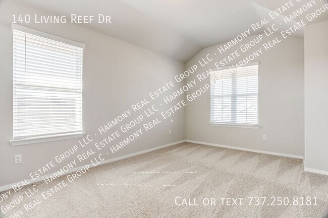 Building Photo - 140 Living Reef Dr