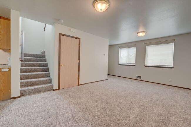 Building Photo - 1445 NW Elwha St