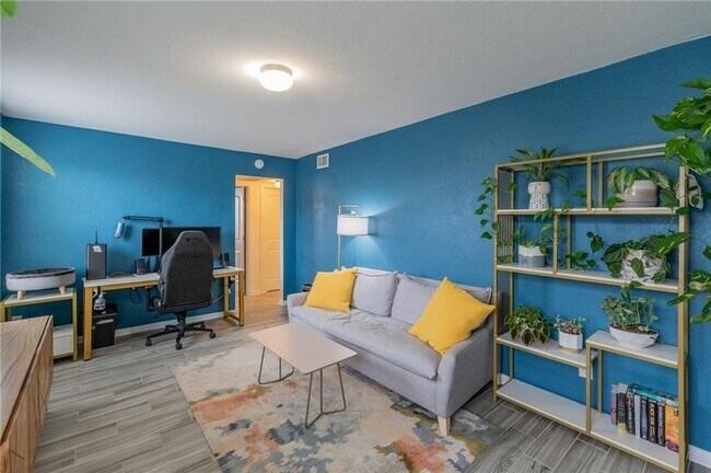 Building Photo - 1565 Arbor Knot Dr
