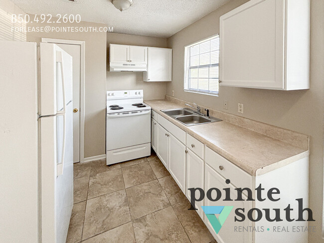 Building Photo - 2BA/1BA Duplex in Gulf Shores!