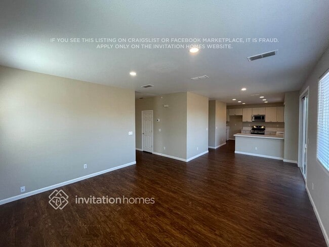 Building Photo - 3915 Eugene Dr