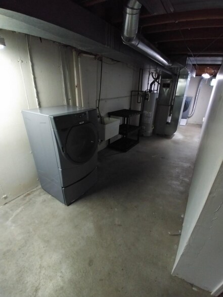 Building Photo - 751 Bluffview Cir