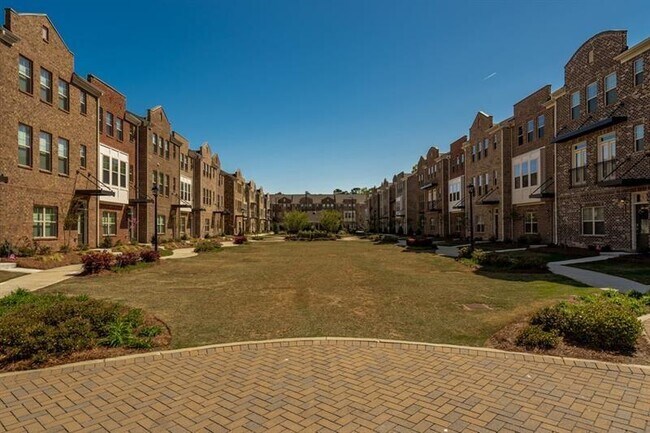 Building Photo - 1744 Giddens Alley