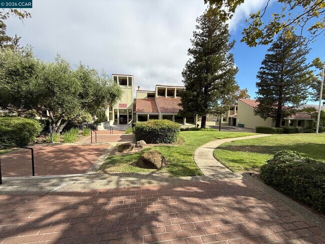 Building Photo - 4490 Leatherwood Ct